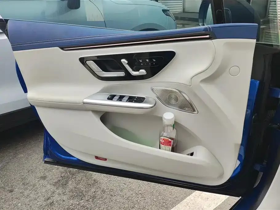 Mercedes-Benz EQE 2025 из CN, фото 8