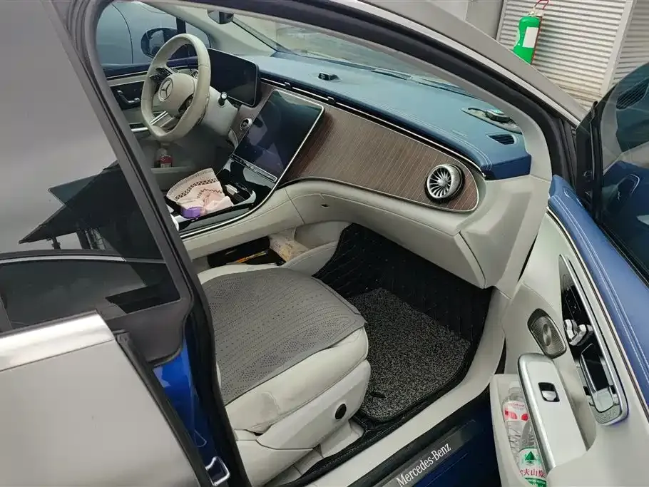 Mercedes-Benz EQE 2025 из CN, фото 3