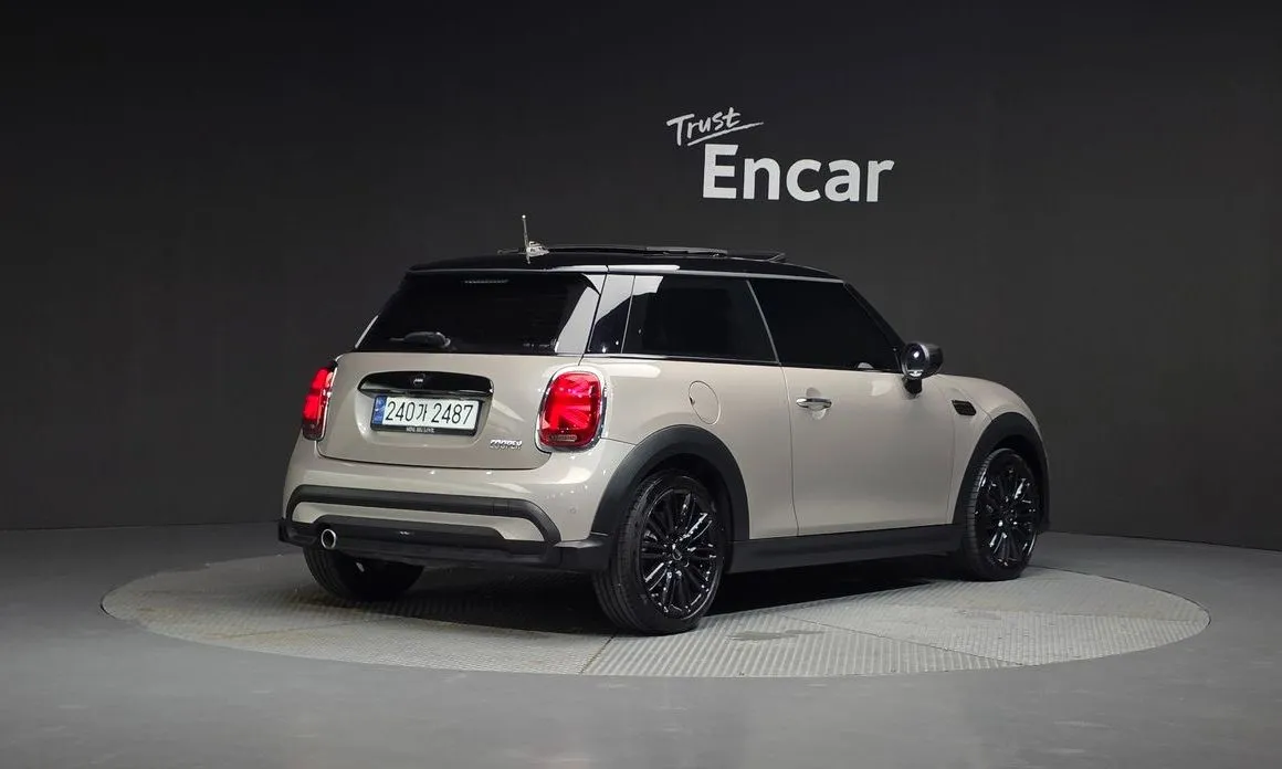 Mini Cooper 2024 из KR, фото 8