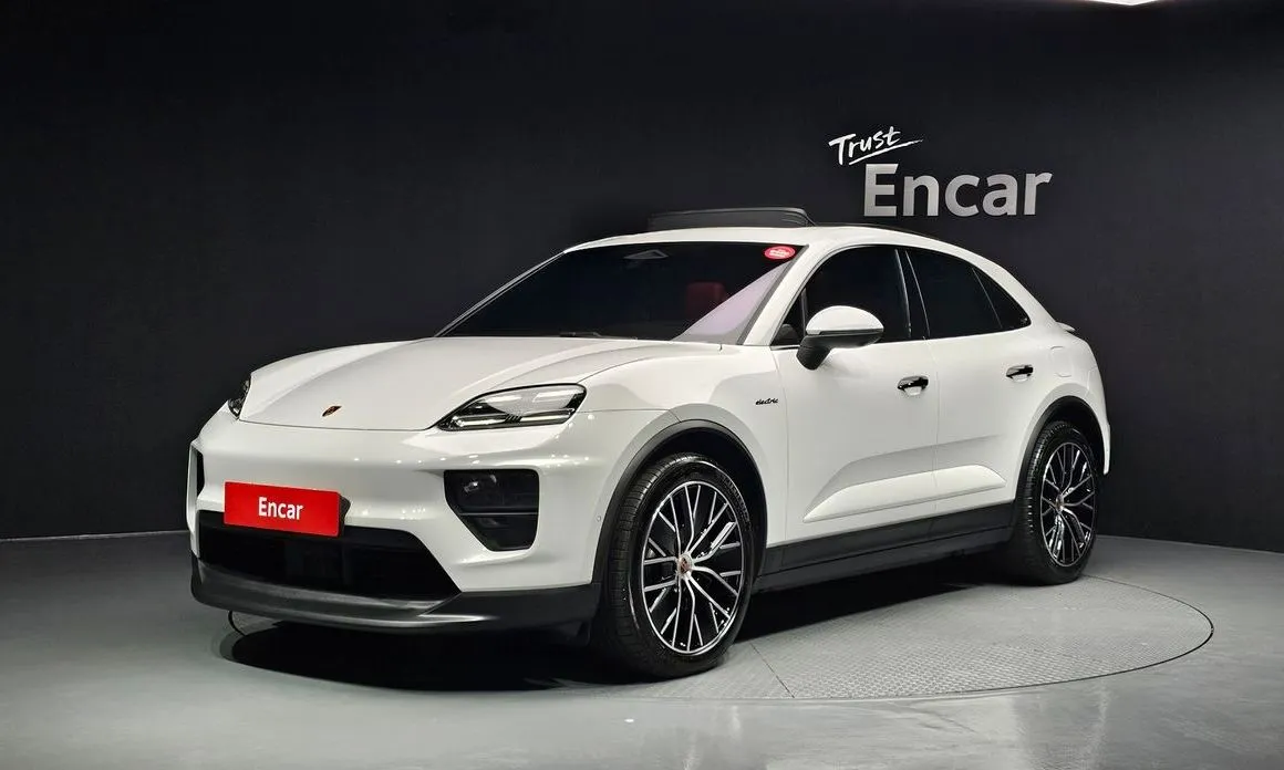 Porsche Macan — фото 1