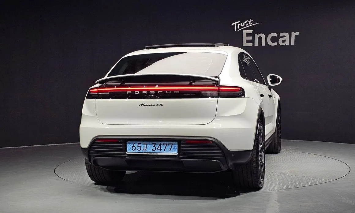 Porsche Macan — фото 3