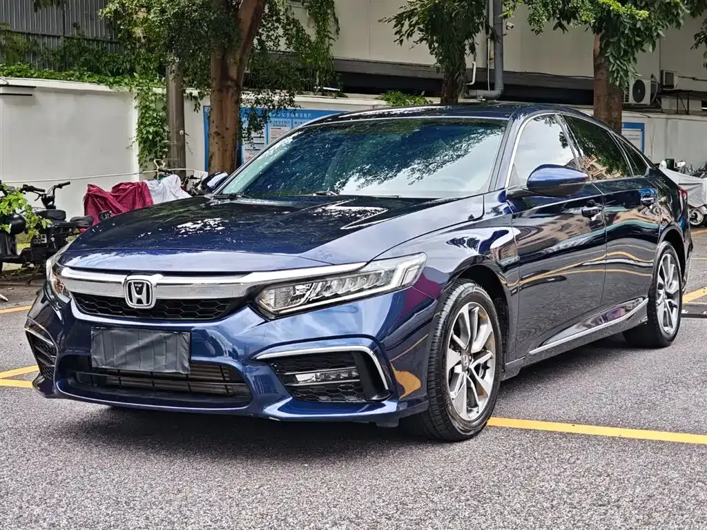 Honda Inspire — фото 1