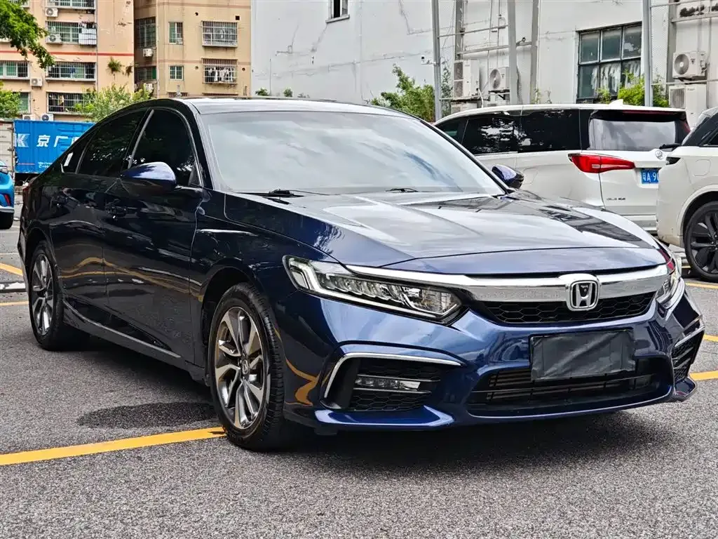 Honda Inspire — фото 7