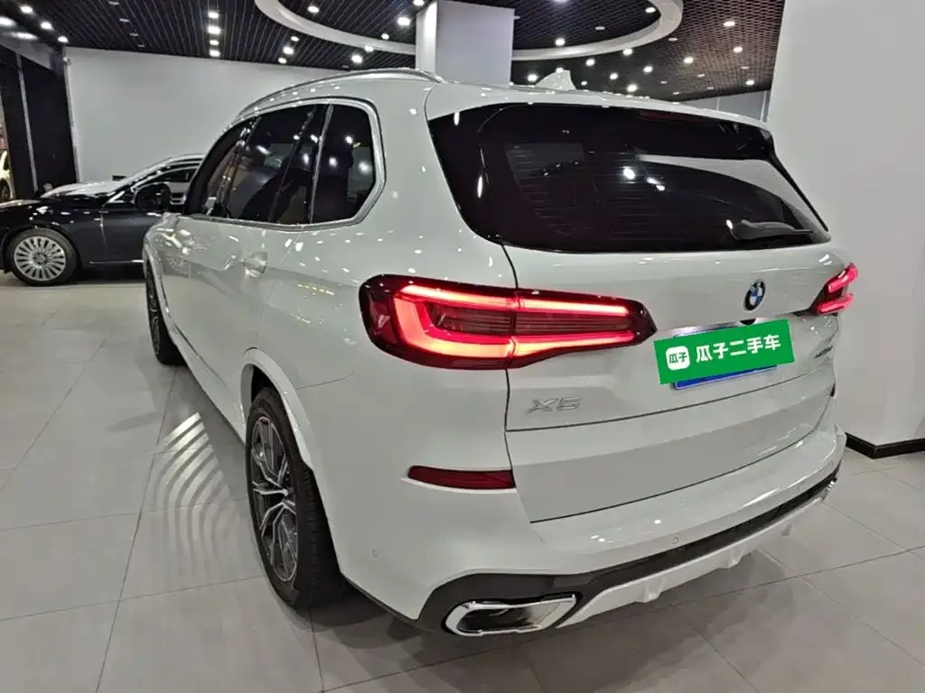 BMW X5 — фото 2