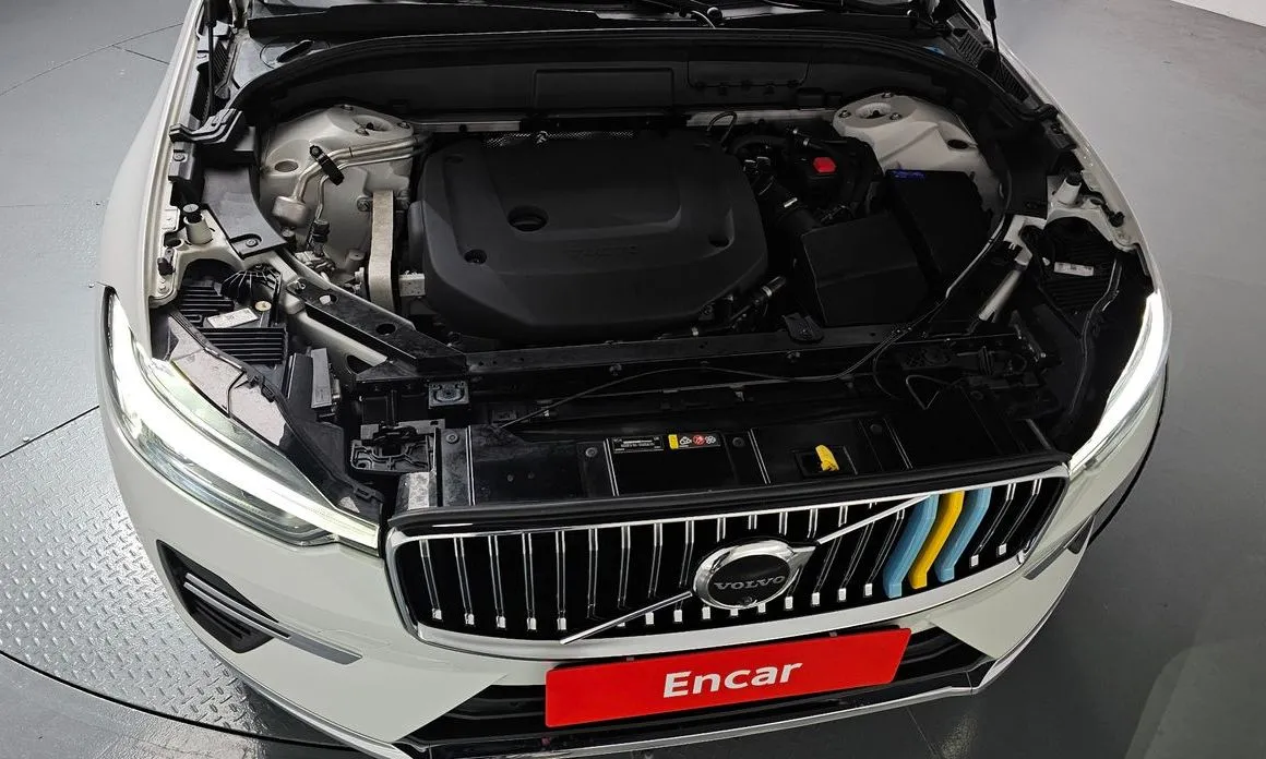 Volvo XC60 2023 из KR, фото 8
