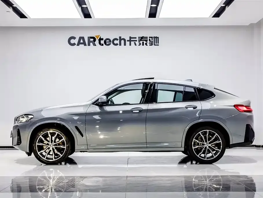 BMW X4 — фото 10