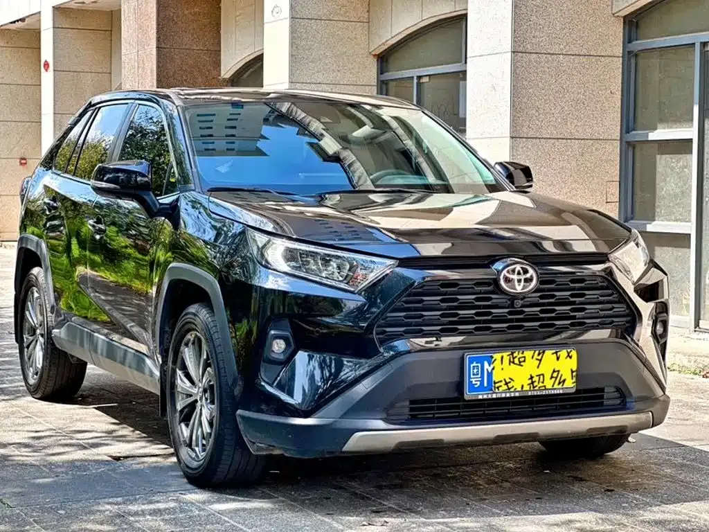 Toyota RAV4 2024 из CN, фото 5