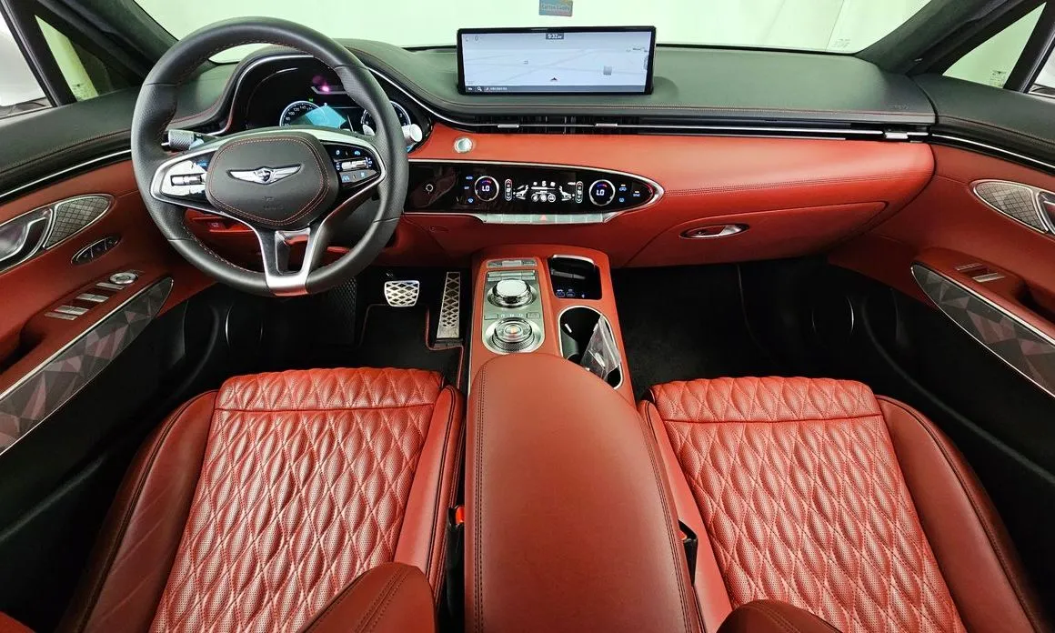 Genesis GV70 — фото 10