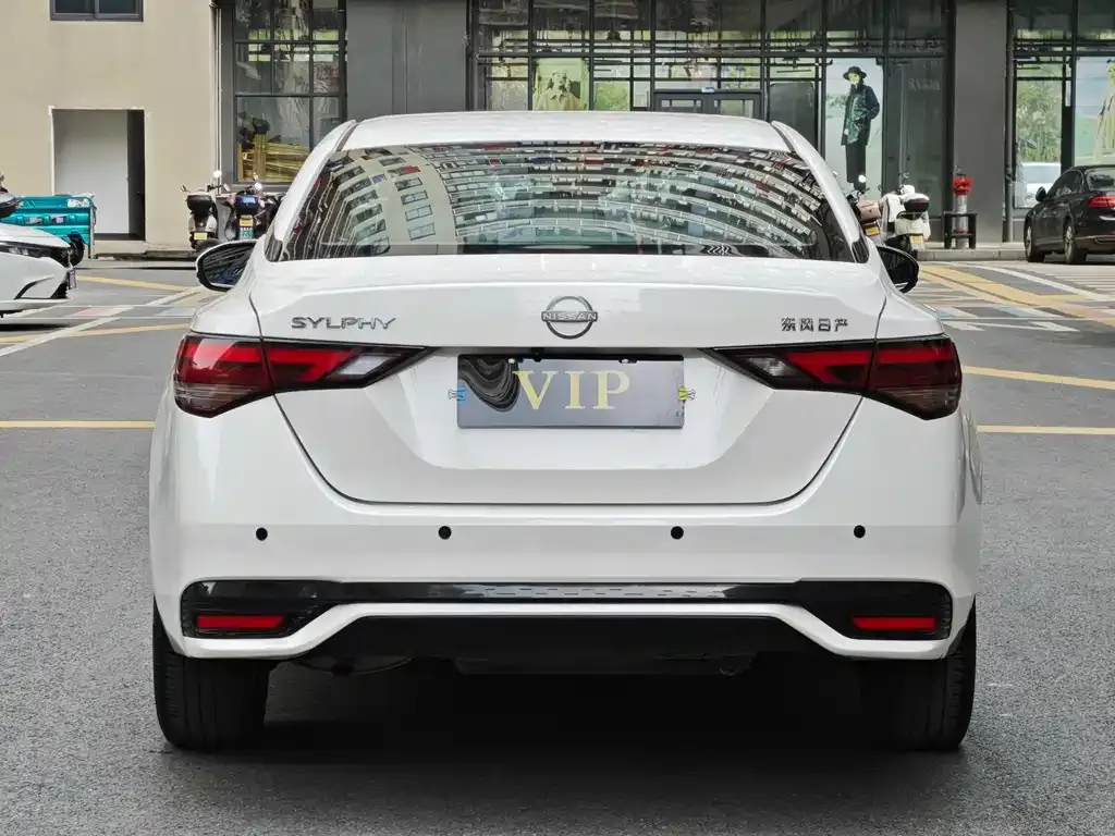 Nissan Sylphy — фото 2