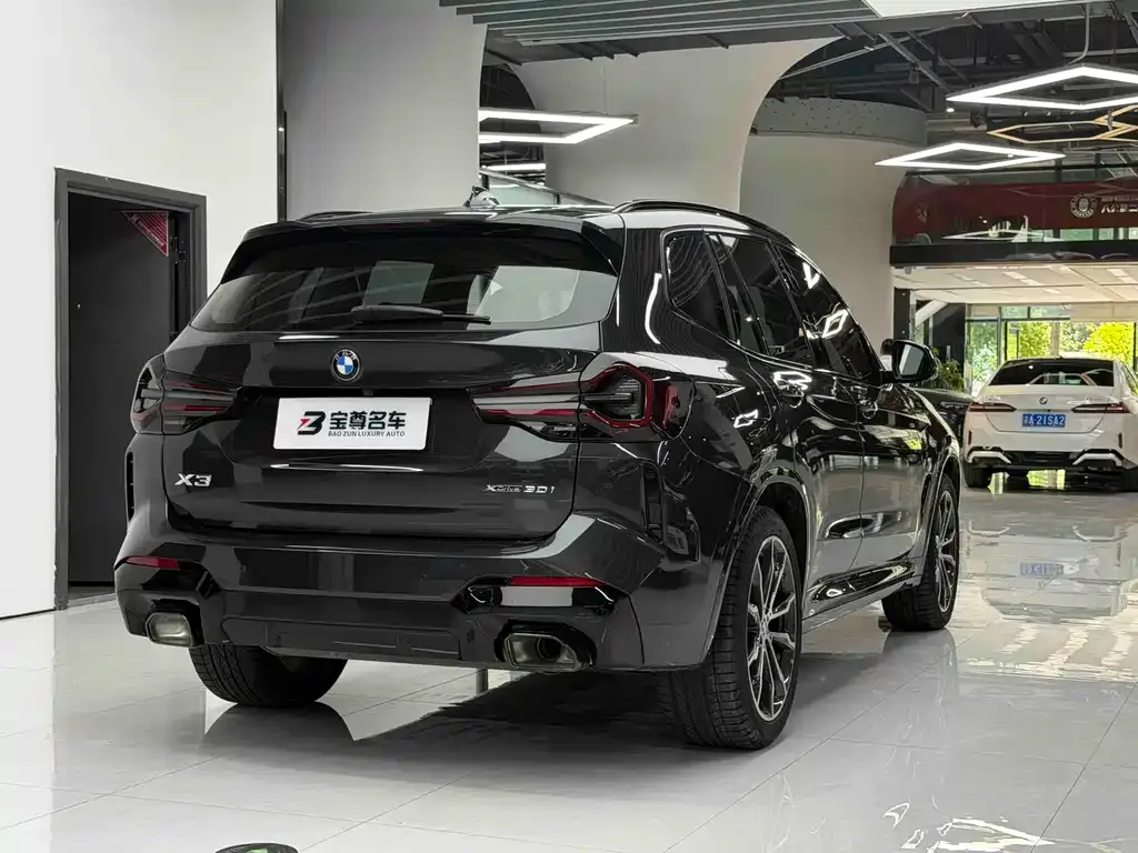 BMW X3 — фото 3