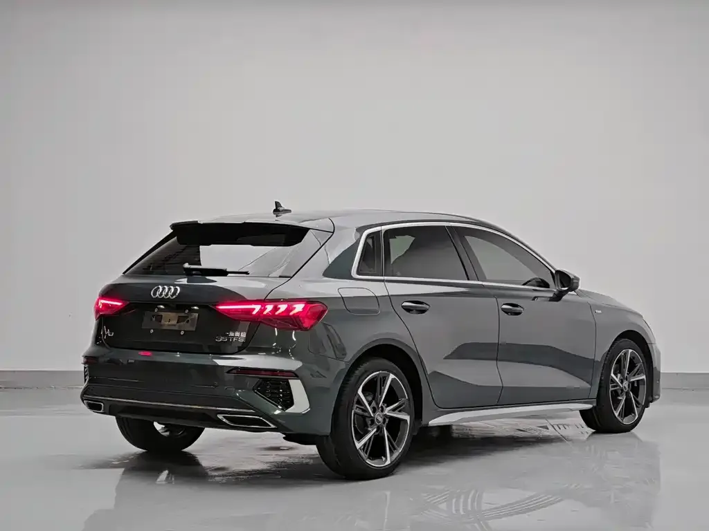 Audi A3 — фото 2