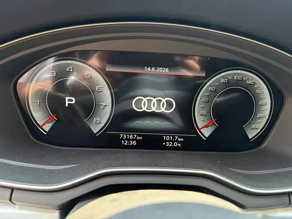 Audi A4L — фото 2