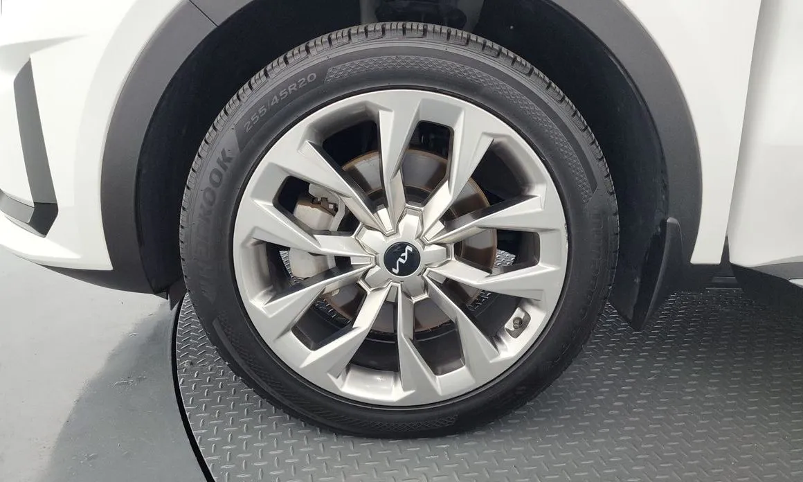 Kia Sorento — фото 5