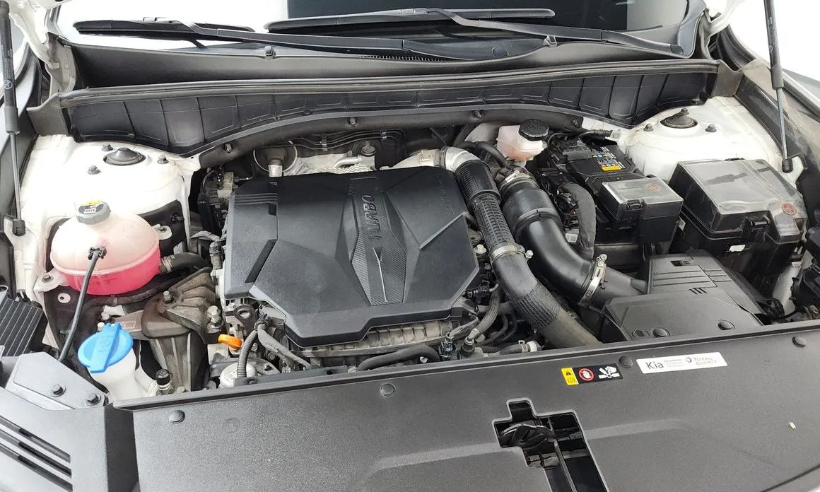 Kia Sorento — фото 10