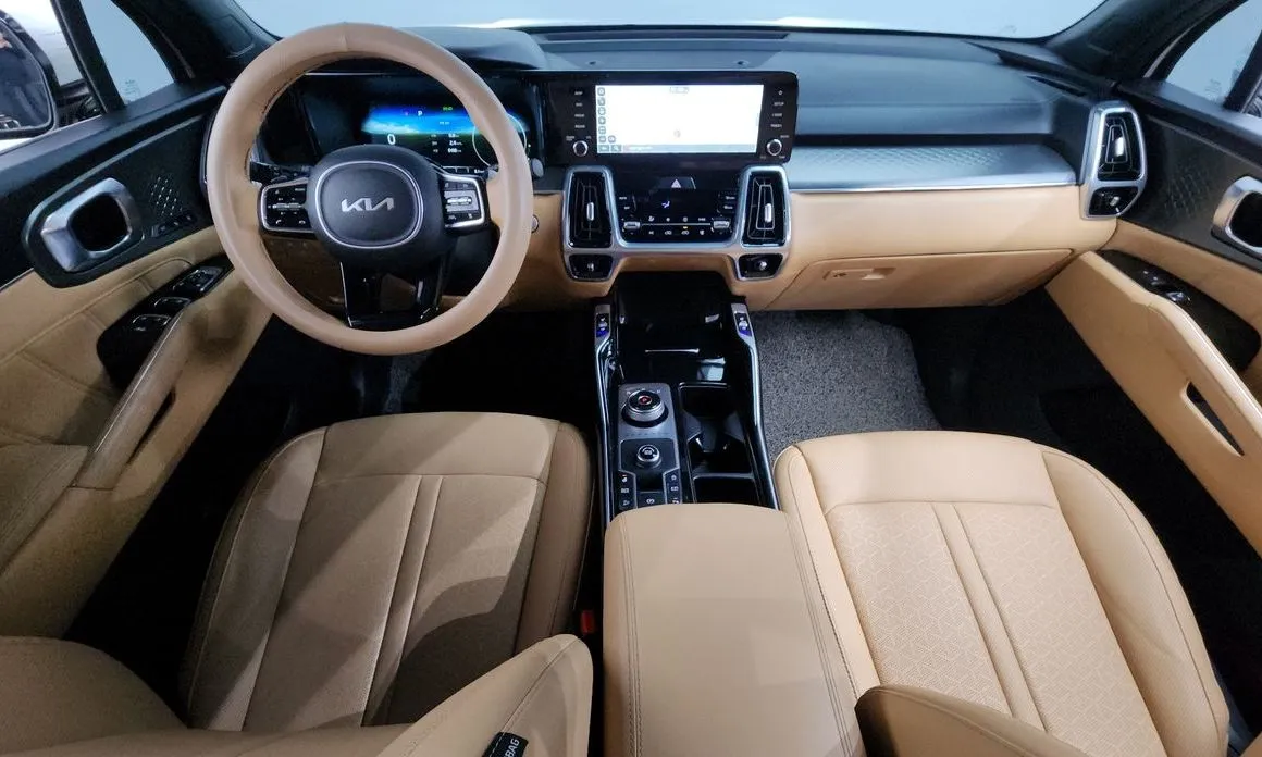 Kia Sorento — фото 9