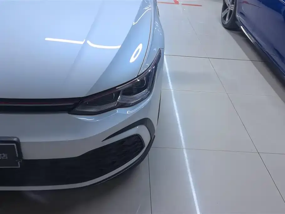 Volkswagen Golf GTI — фото 5