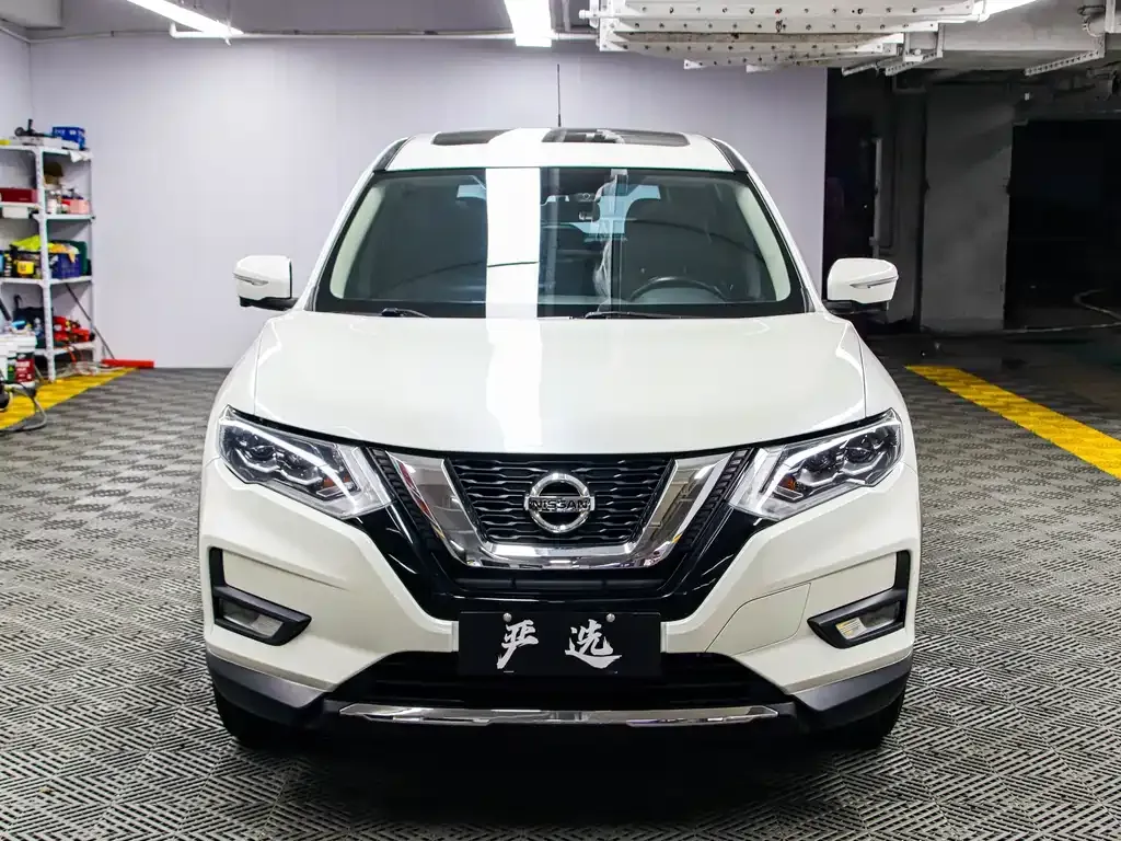 Nissan X-Trail — фото 10