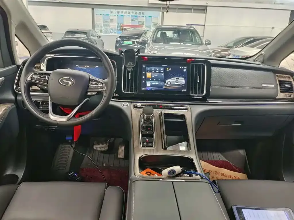 GAC Motor Trumpchi M8 — фото 4