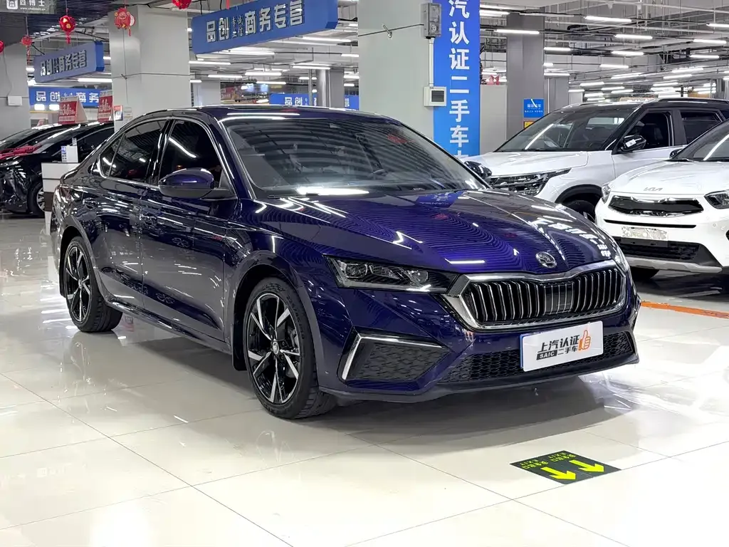 Skoda Octavia — фото 7