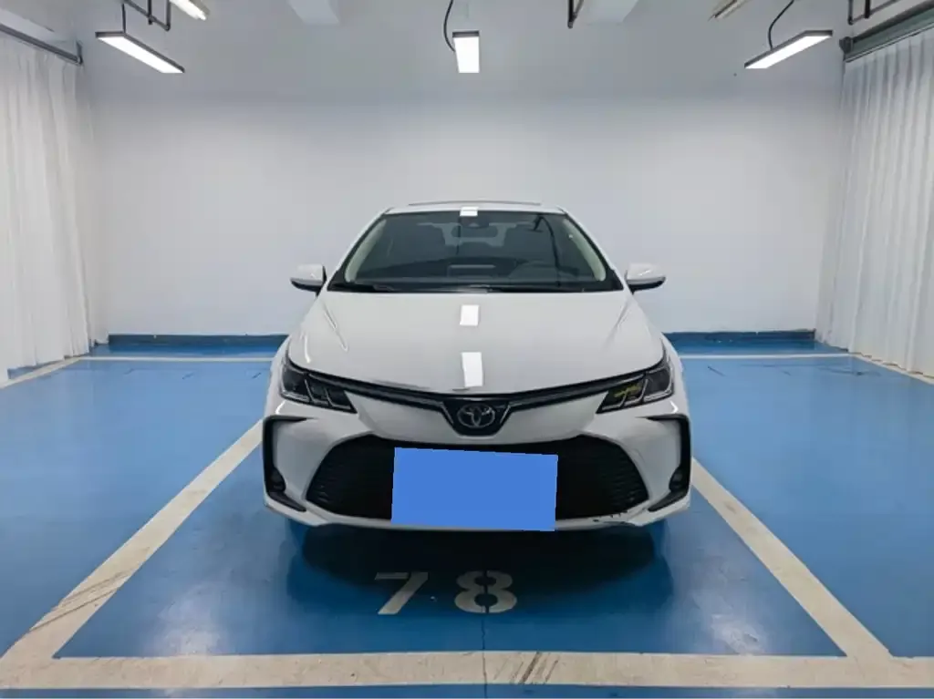 Toyota Corolla — фото 3