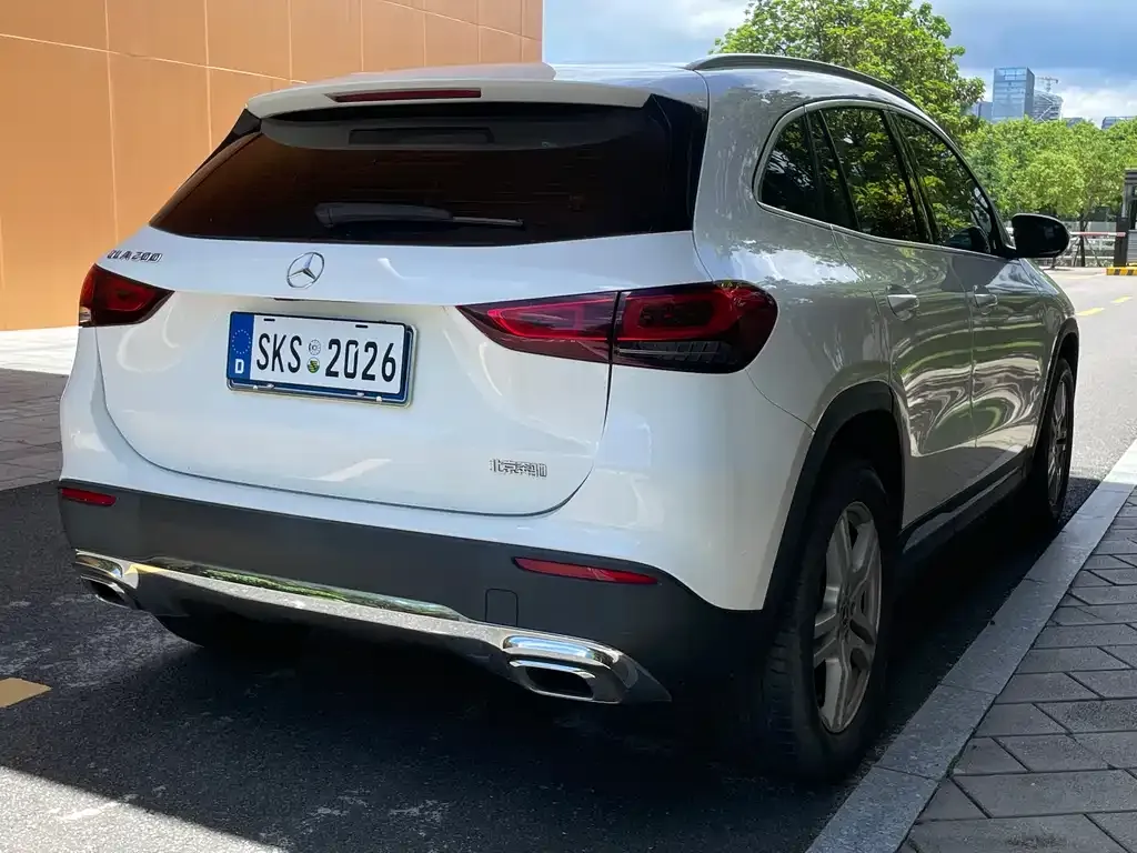 Mercedes-Benz GLA — фото 7