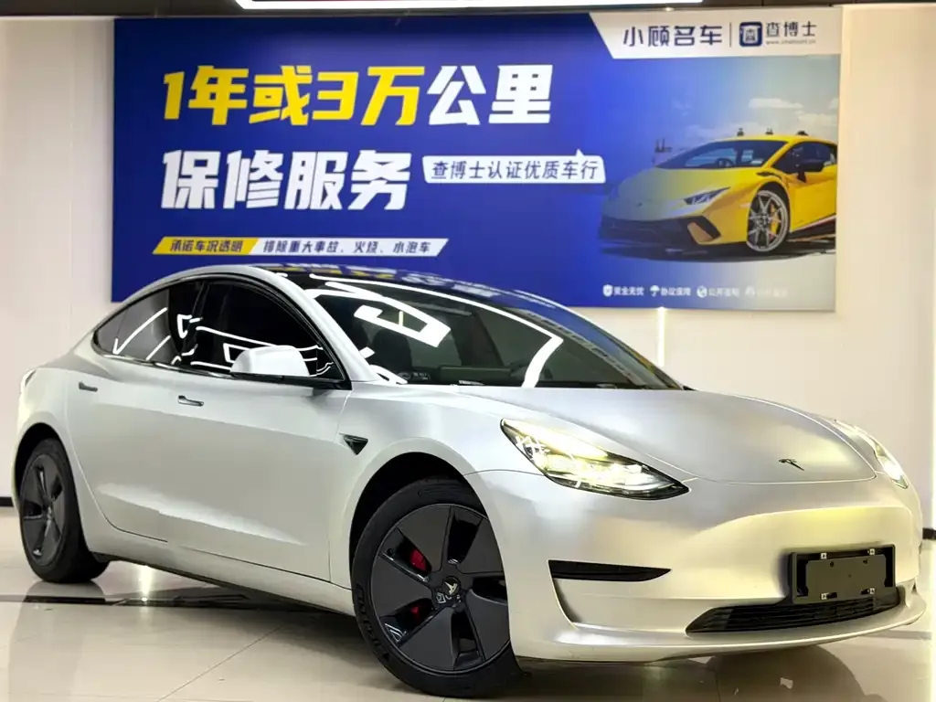 Tesla Model 3 — фото 5