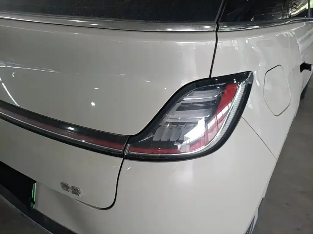 Baojun Yunduo — фото 3