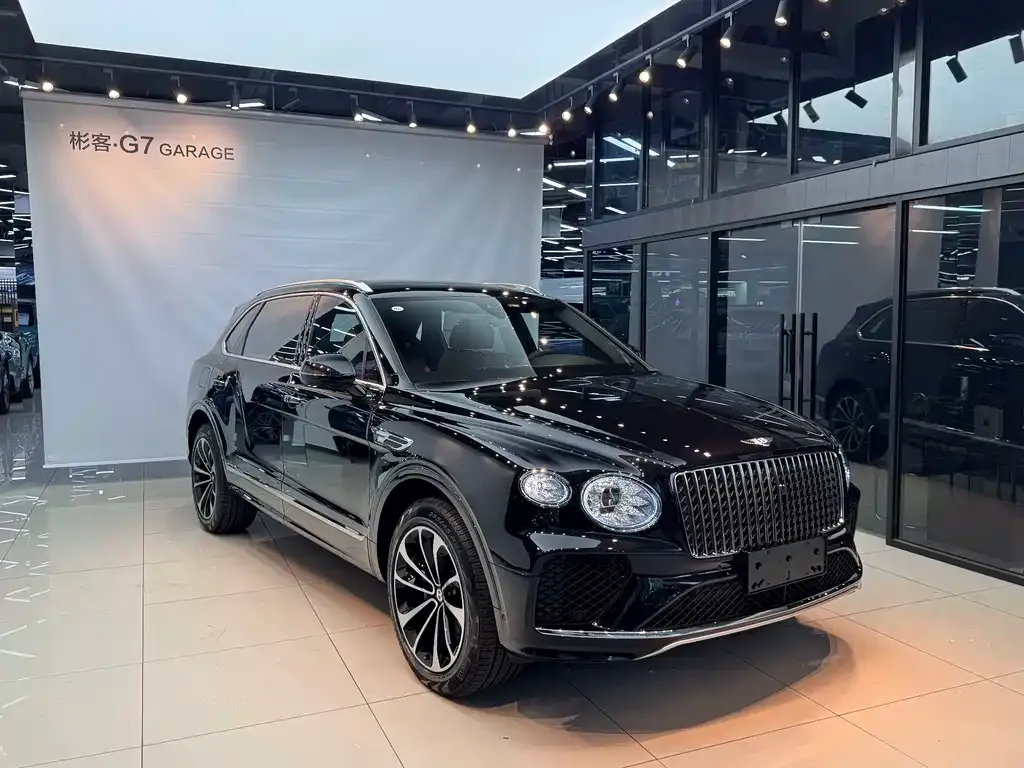 Bentley Bentayga — фото 2