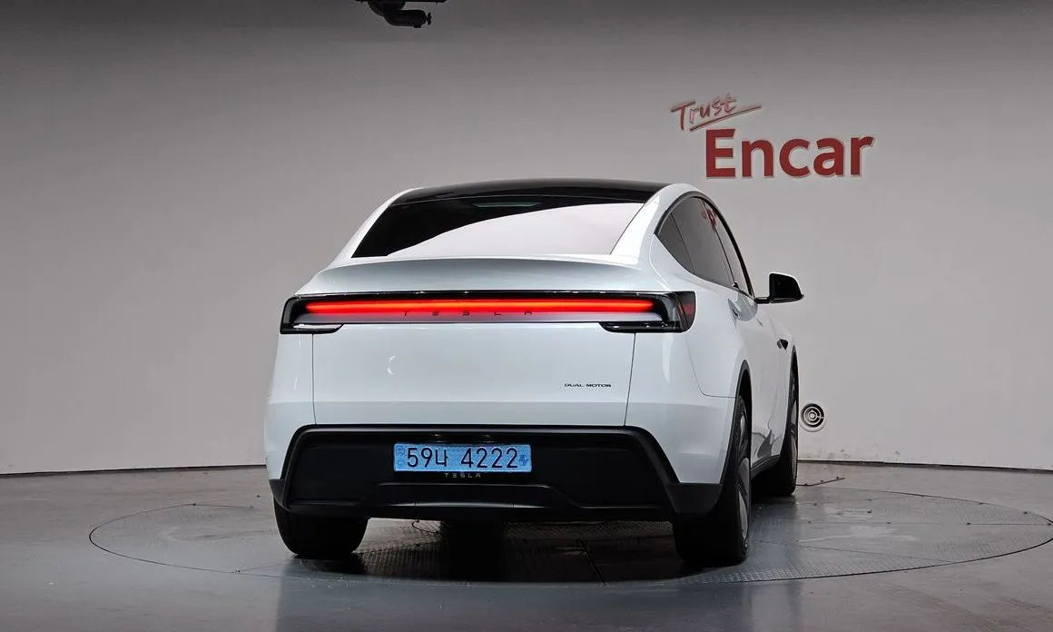 Tesla Model Y — фото 4
