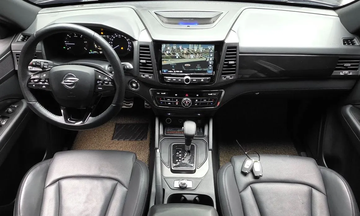 KG Mobility (Ssangyong) Rexton — фото 3
