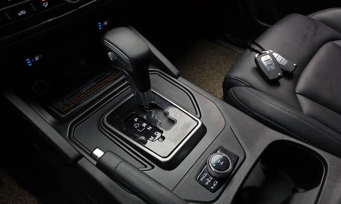 KG Mobility (Ssangyong) Rexton — фото 10