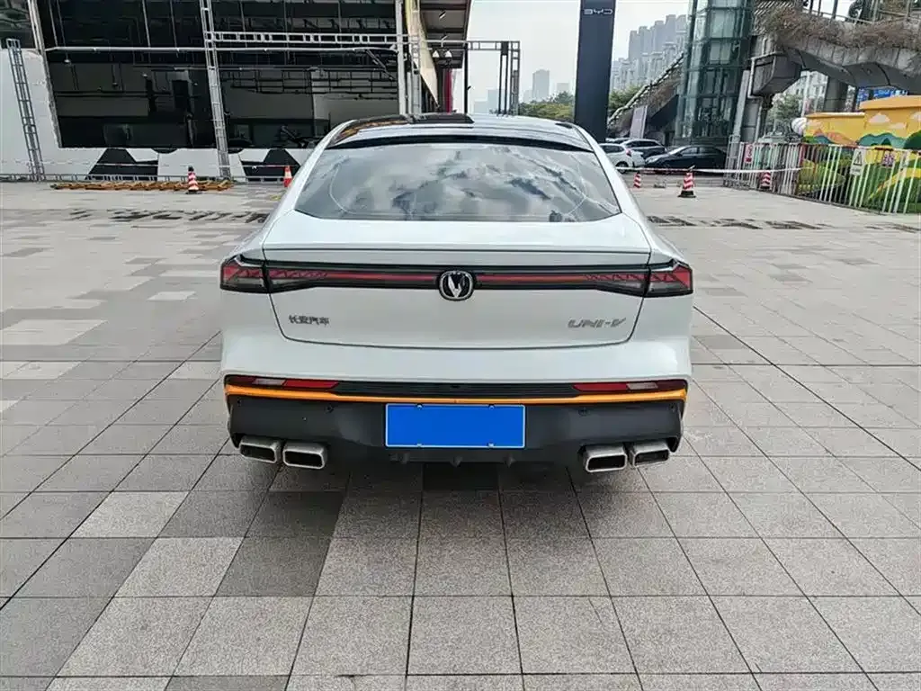 Changan UNI-V 2024 из CN, фото 5