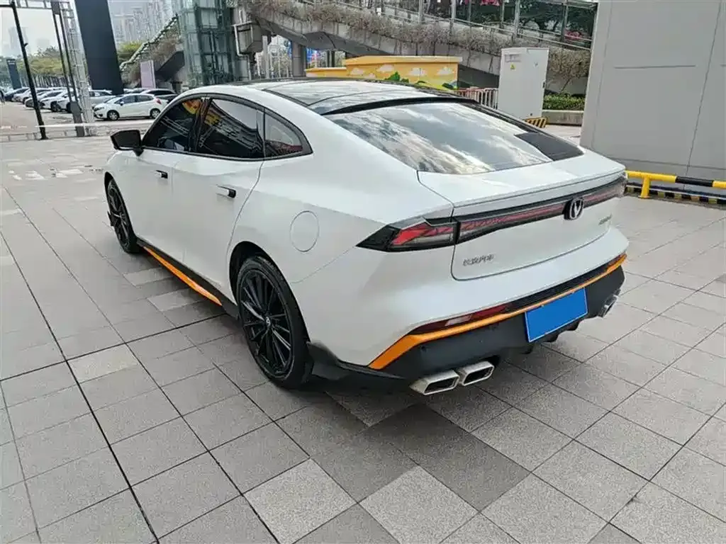Changan UNI-V 2024 из CN, фото 2