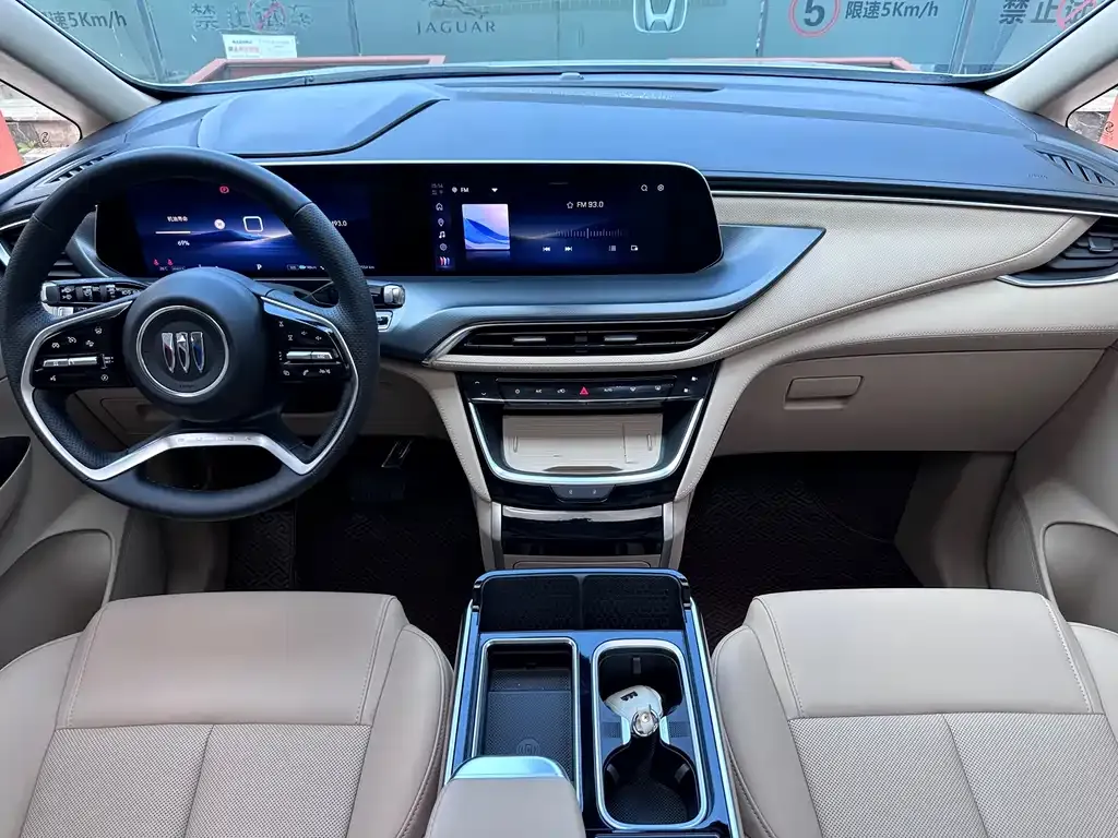 Buick GL8 Hybrid — фото 3