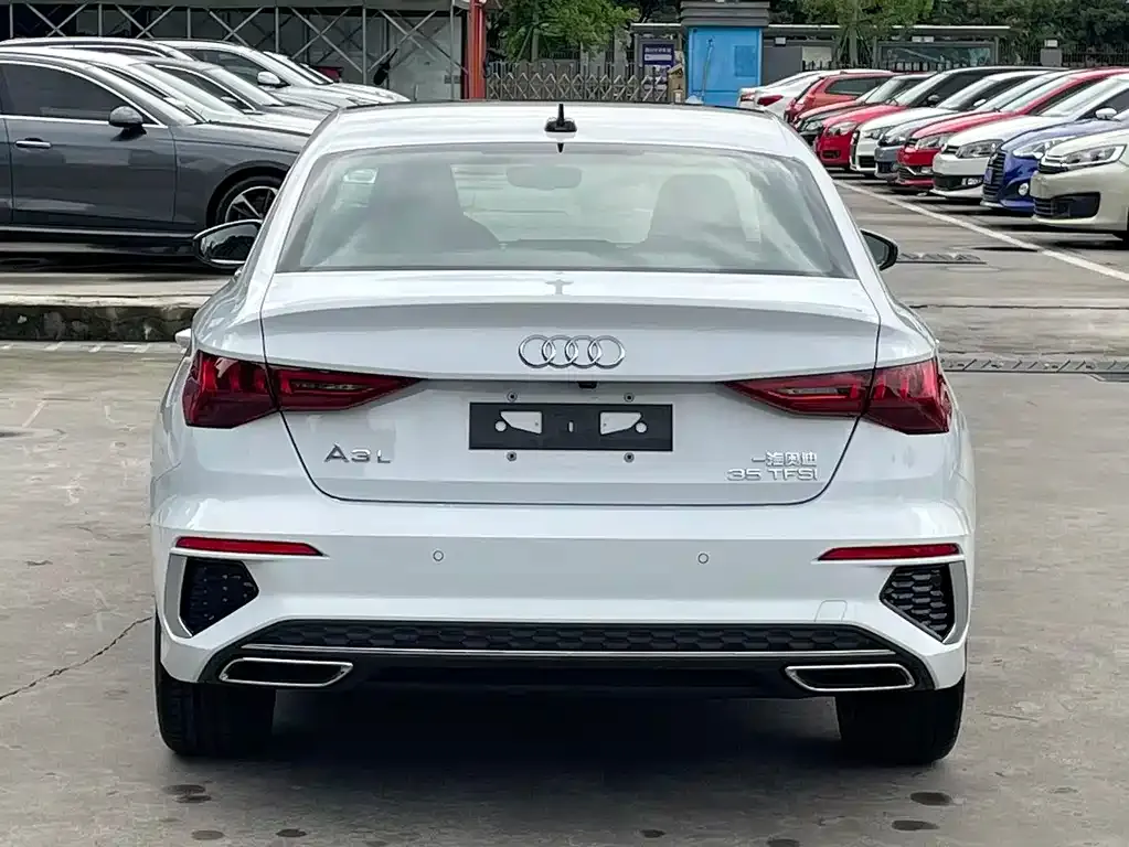 Audi A3 — фото 8