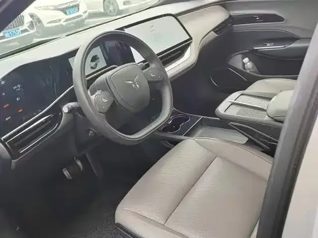 Hongqi EH7 — фото 3