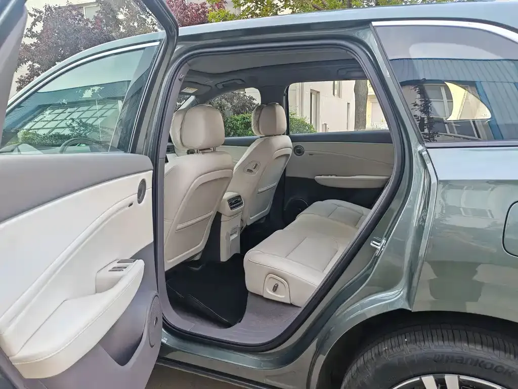 Hongqi HS6 PHEV 2026 из CN, фото 4