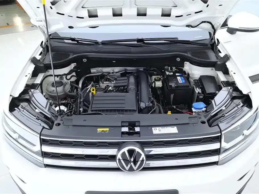 Volkswagen Tharu — фото 9