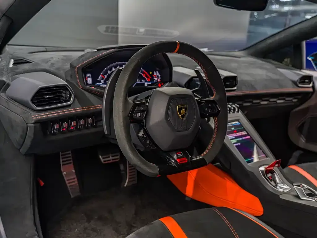 Lamborghini Huracan — фото 5
