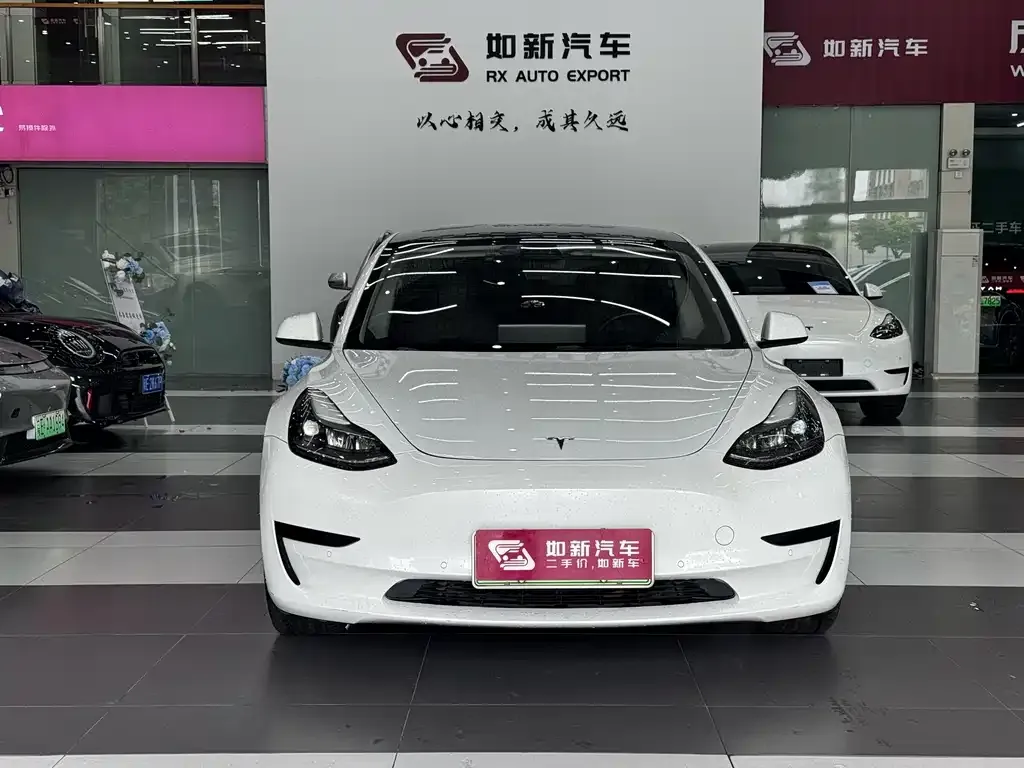 Tesla Model 3 — фото 6