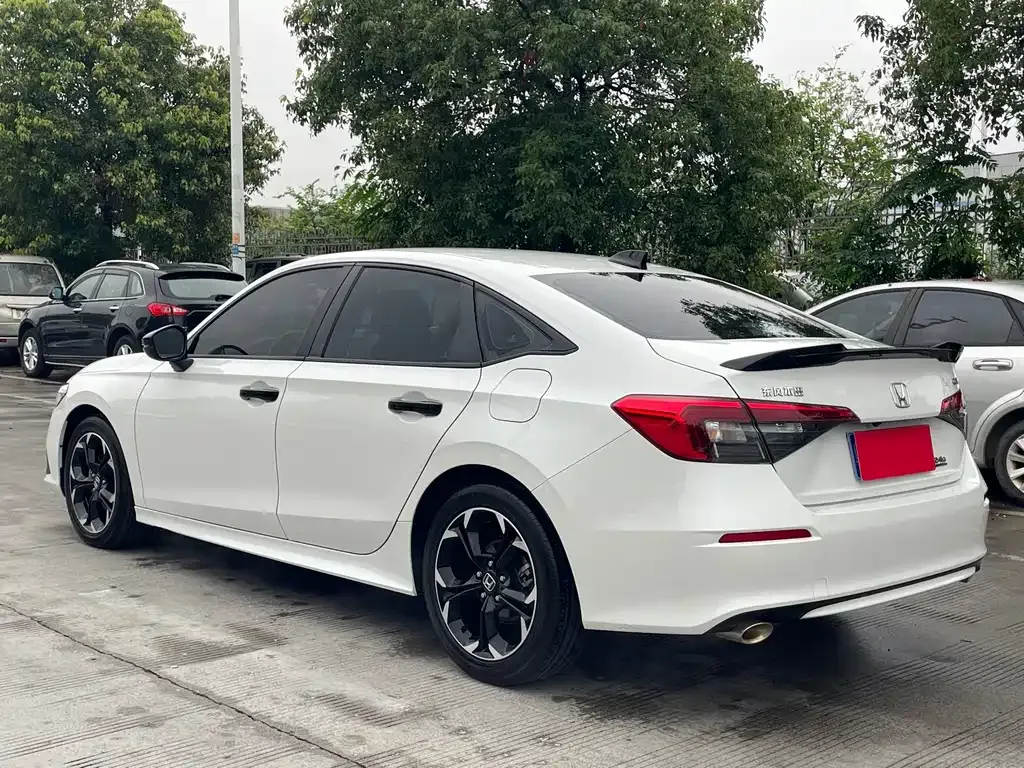 Honda Civic — фото 6