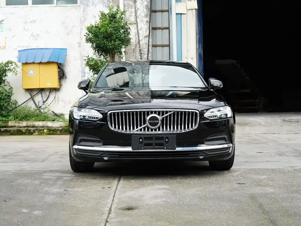 Volvo S90 — фото 4