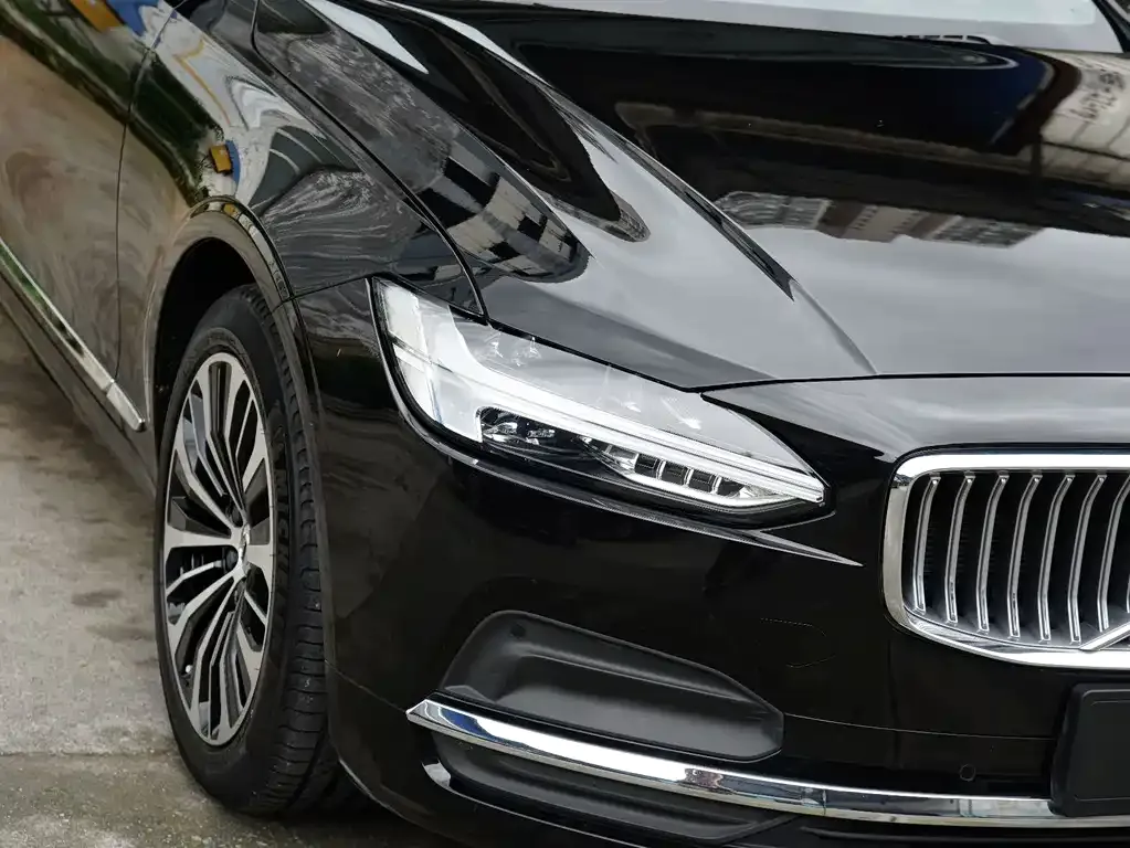 Volvo S90 — фото 2
