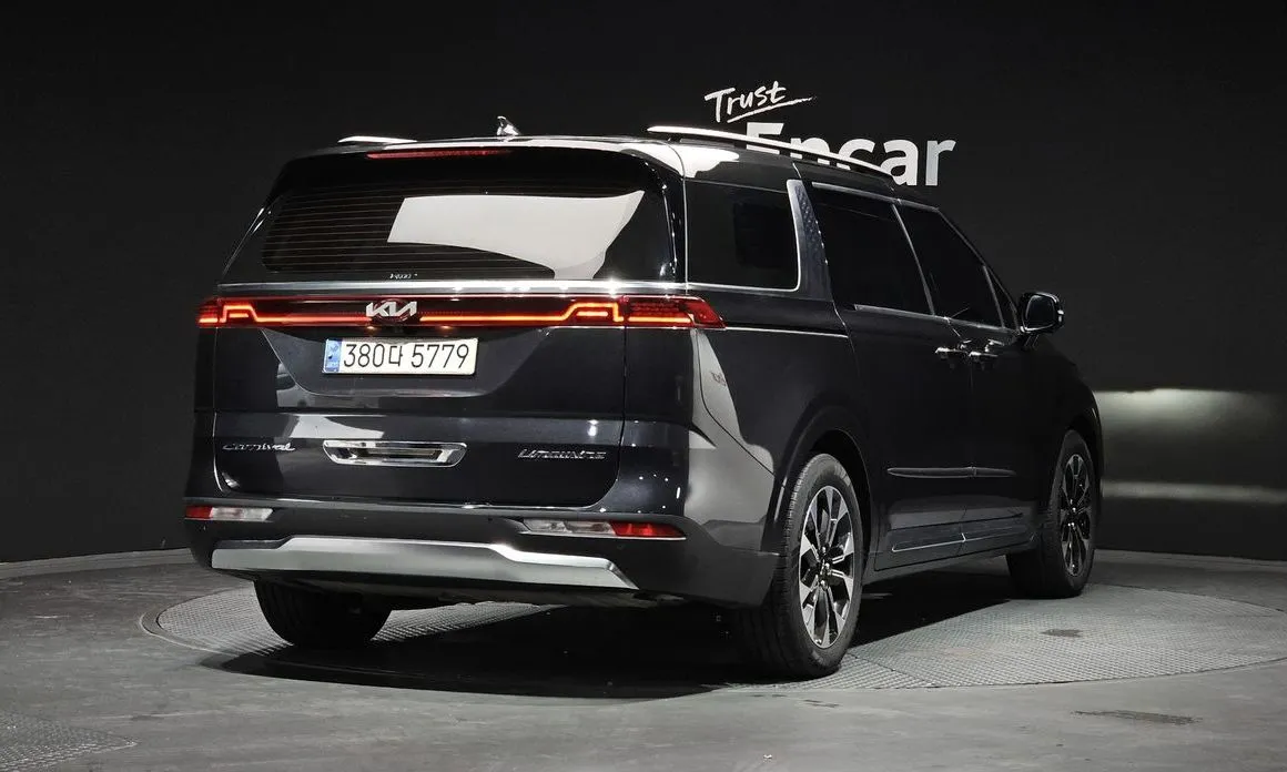 Kia Carnival — фото 2
