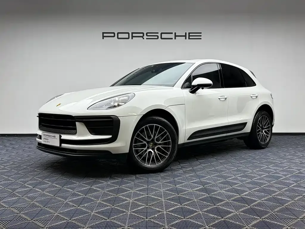 Porsche Macan — фото 1
