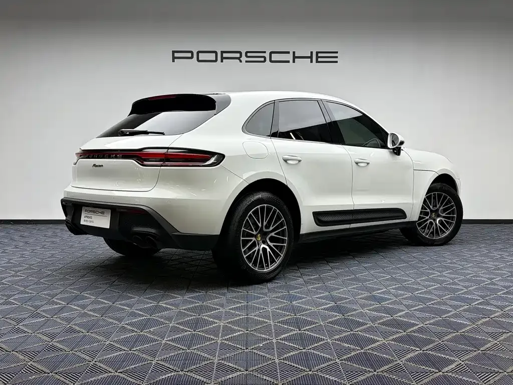 Porsche Macan — фото 6