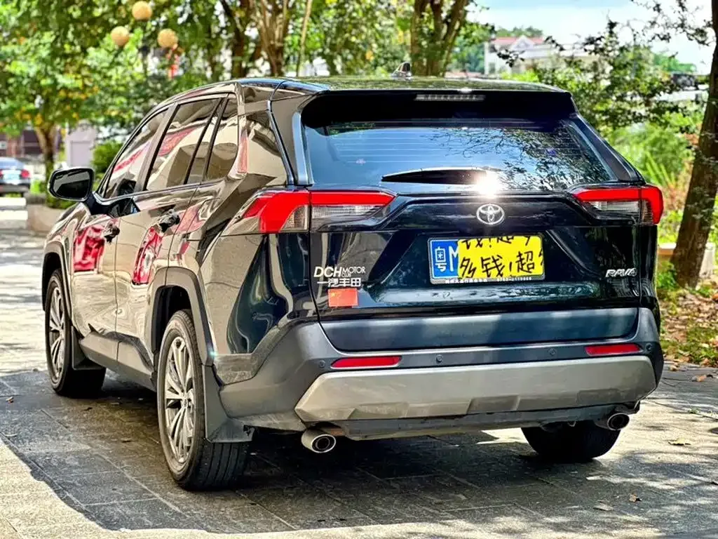 Toyota RAV4 2024 из CN, фото 5