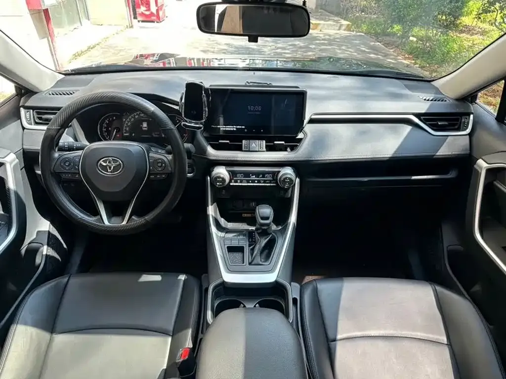 Toyota RAV4 2024 из CN, фото 8