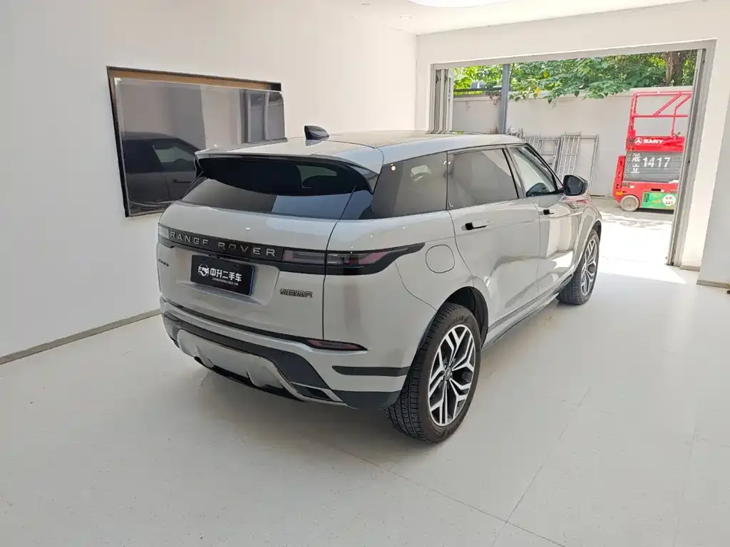 Land Rover Evoque — фото 6