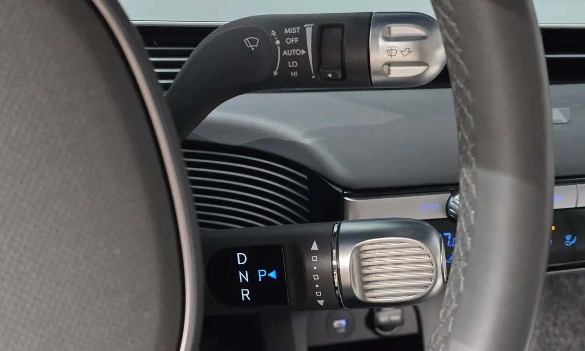 Hyundai Ioniq5 — фото 2